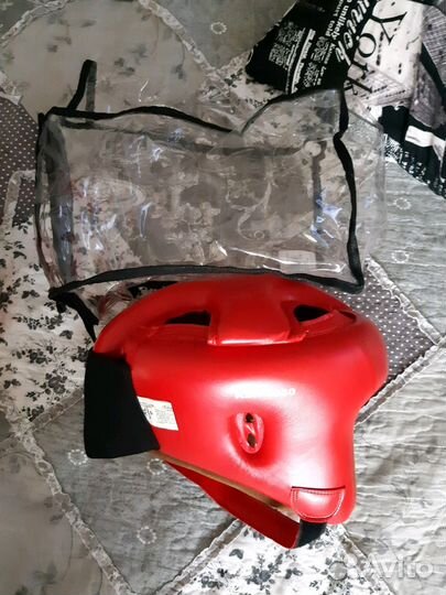 Перчатки, Шлем