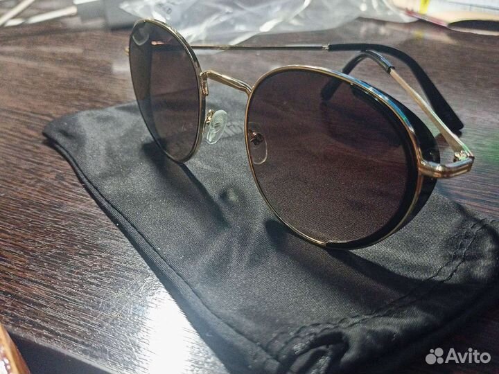 Солнцезащитные очки