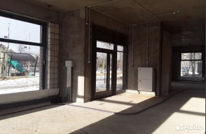 Торговое помещение 72 кв.м. на красной линии