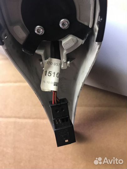 Оригинальное зеркало салона Audi A4 (B8)