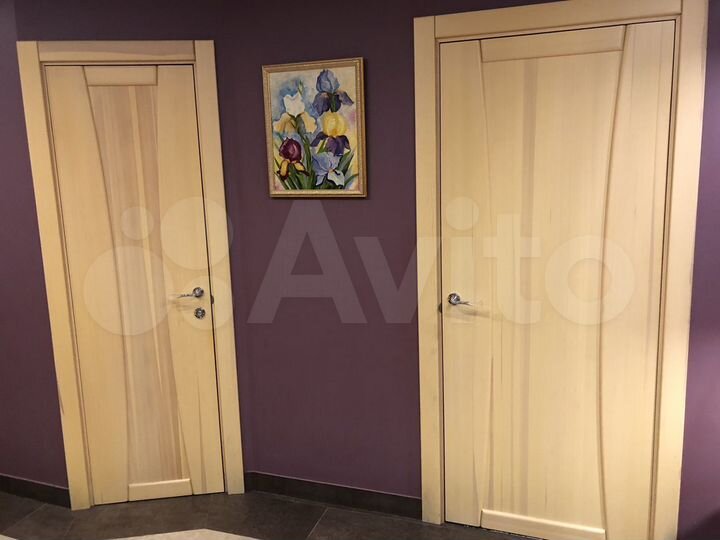 3-к. квартира, 100 м², 1/8 эт.