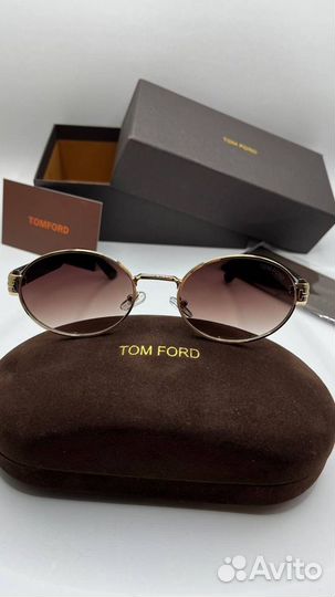 Солнцезащитные очки tom ford