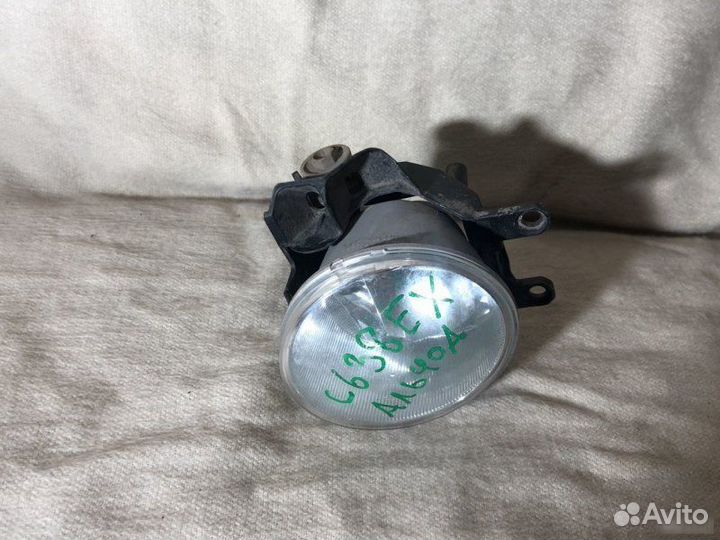 Птф левый Toyota Land Cruiser J200 2009