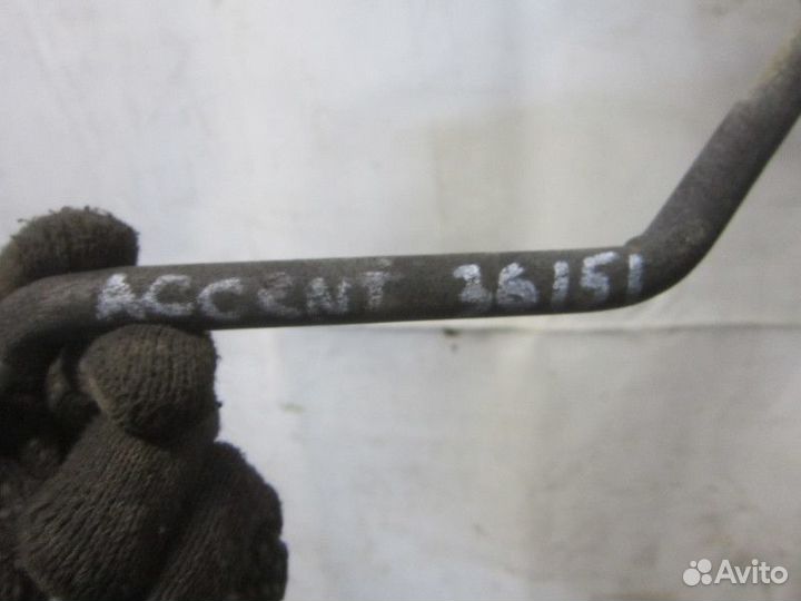 Трубка кондиционера Hyundai Accent II (+тагаз) 200