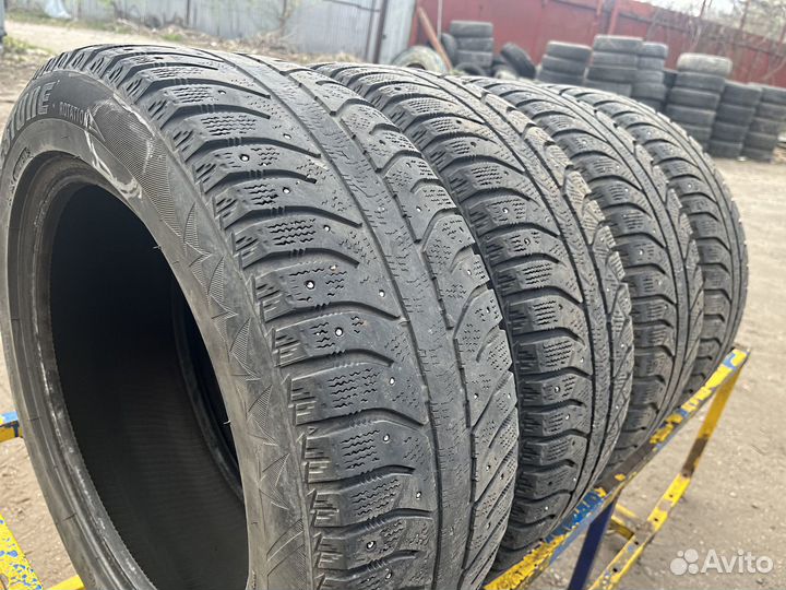 Bridgestone Ice Cruiser 7000 205/55 R16 91T