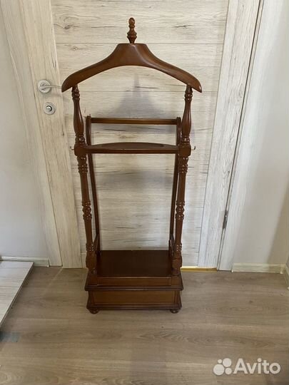 Вешалка напольная