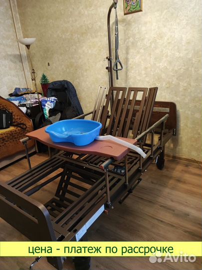 Медицинская кровать с туалетным устройством