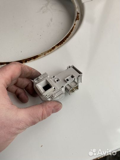 Убл, замок люка стиральной машины bosch maxx 5