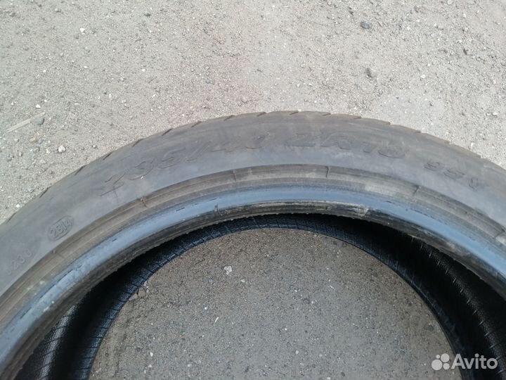Pirelli P Zero PZ4 235/40 R18 95Y