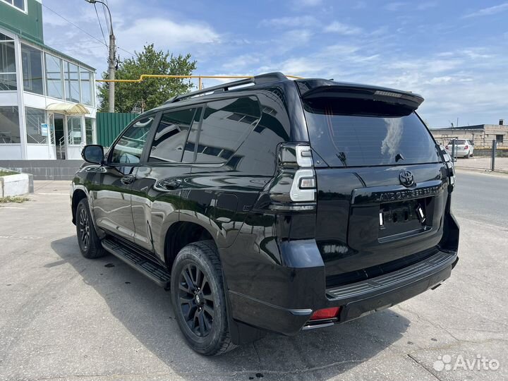 Toyota Land Cruiser Prado 2.8 AT, 2019, битый, 110 000 км