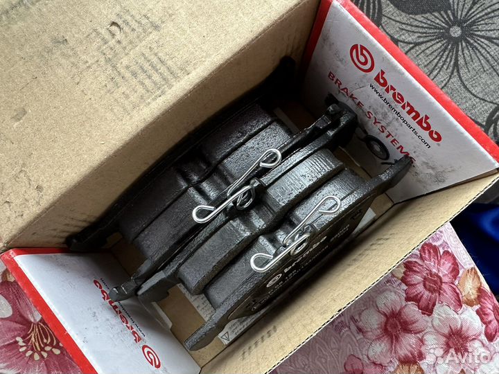 Продам колодки brembo на vag (коплект перед/зад)
