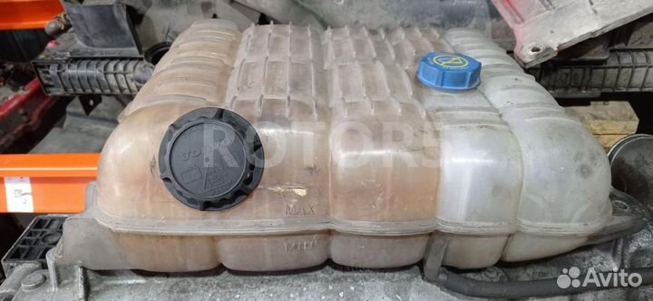 Бачок расширительный Volvo FH 4 2015 22430043