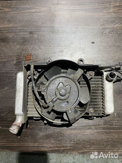 Левый радиатор в сборе для Honda vfr800 98-01