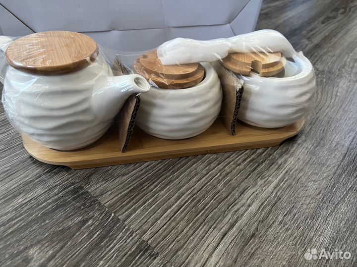 Набор 2 баночки и чайник