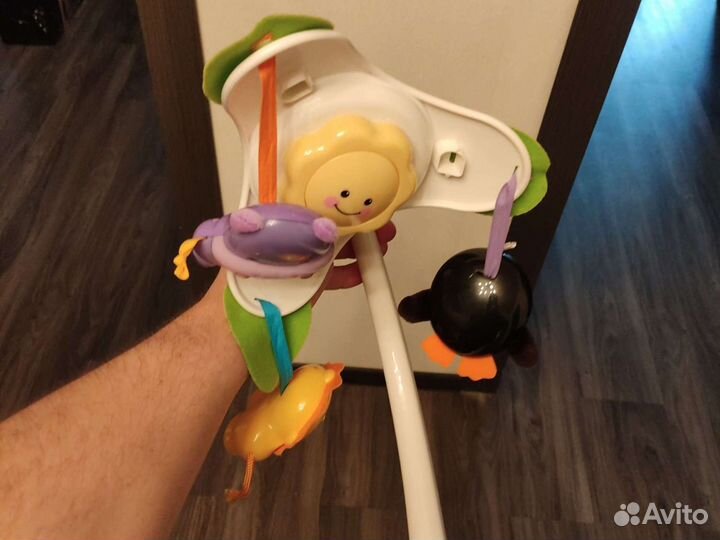 Музыкальный мобиль fisher price