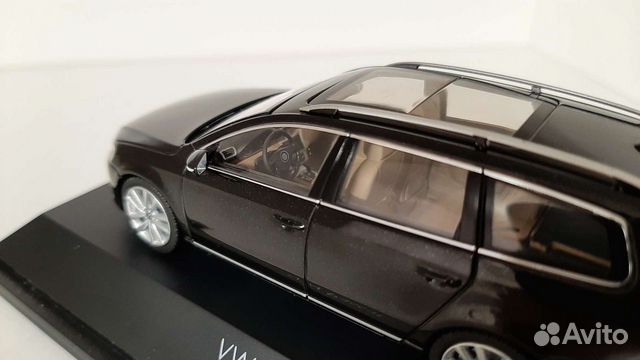 Фольксваген/ Volkswagen Passat /1:43 / Schuco