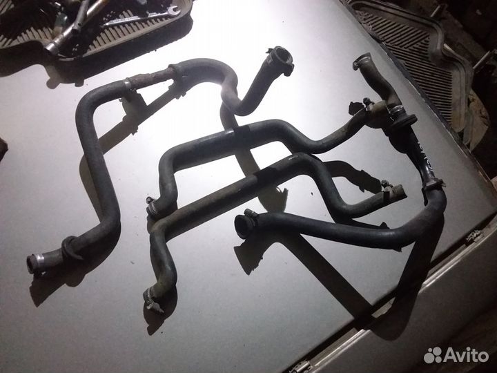 Патрубки отопителя Мерседес W124