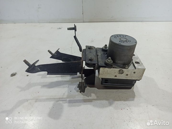 Блок ABS(насос) (Infiniti QX70)