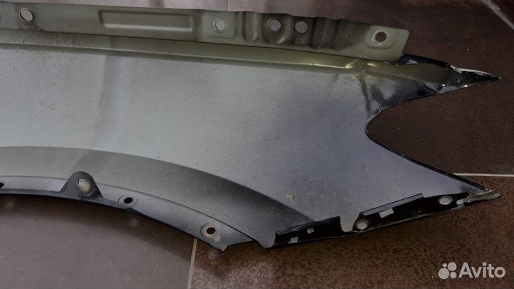 Крыло переднее левое tiguan