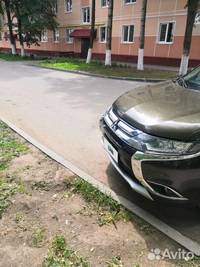 Mitsubishi Outlander 2.0 CVT, 2018, 110 000 км