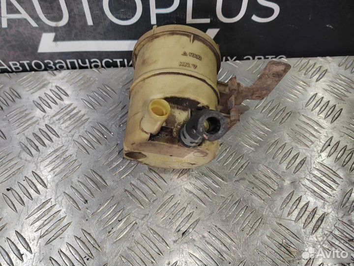 Бачок гур Renault Sandero 1.6 2010-2014