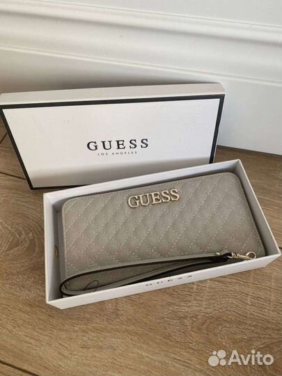 Кошелек женский новый Guess