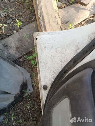 Дверь Toyota carina t190