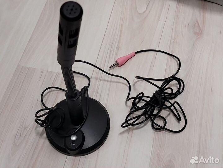 Настольный микрофон Sven mk-490