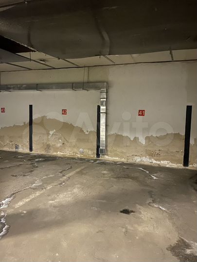 Машиноместо, 15 м²
