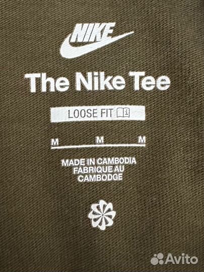 Футболка Nike Tee