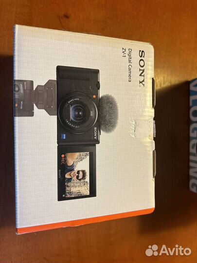Sony Vlog camera ZV-1