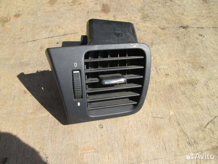 Дефлектор левый Subaru Legacy BP5 EJ204 2007/8