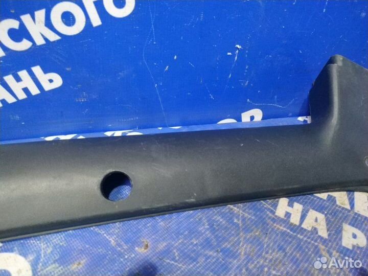 Обшивка задней стойки Ваз Лада 2111 универсал 2111