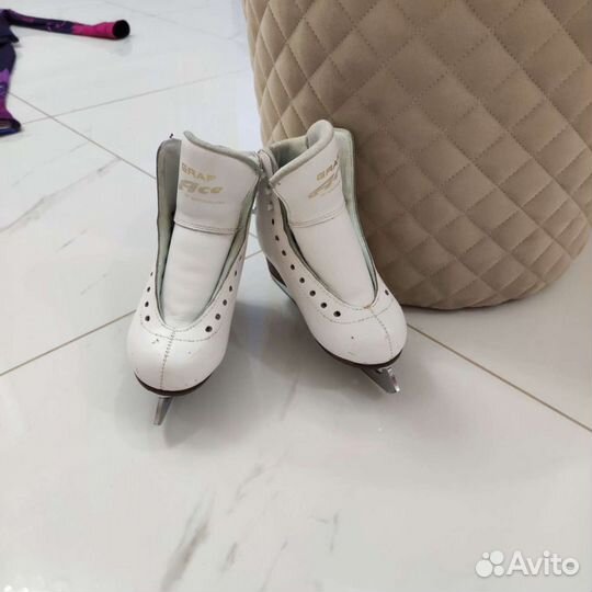 Коньки для фигурного катания