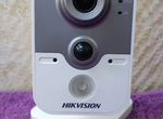 IP камера Hikvision DS-2CD2412F-I