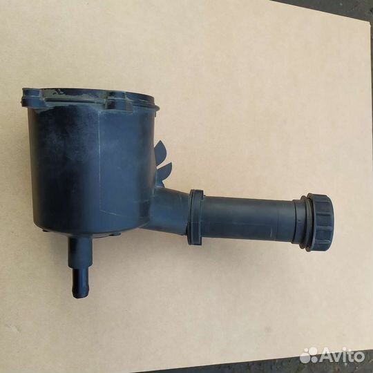 Peugeot 307 пластиковый бачек электрогура