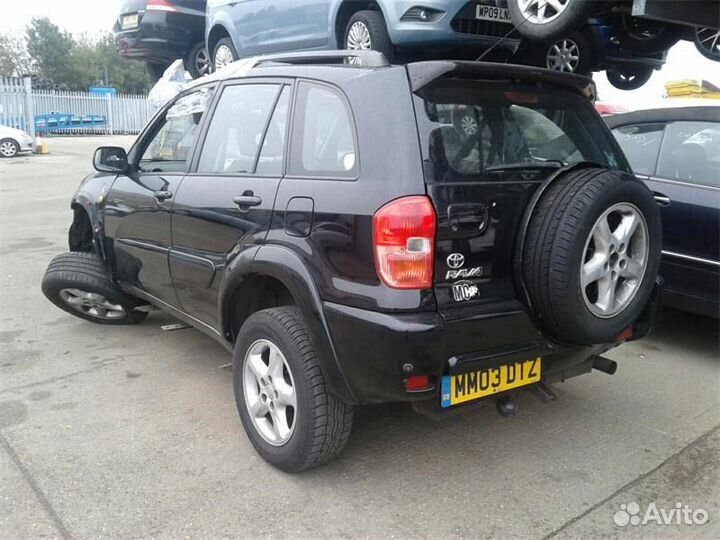 Разбор на запчасти Toyota RAV 4 2000-2005