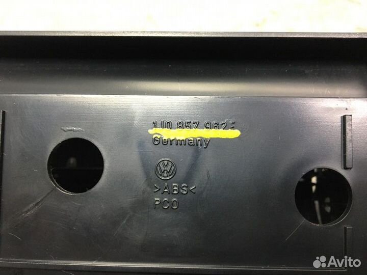 Пепельница задняя (в консоль) Volkswagen Bora