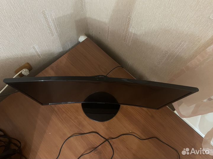 Монитор Samsung 24 изогнутый