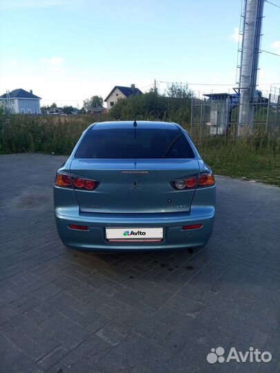 Mitsubishi Lancer 1.5 AT, 2010, 260 000 км