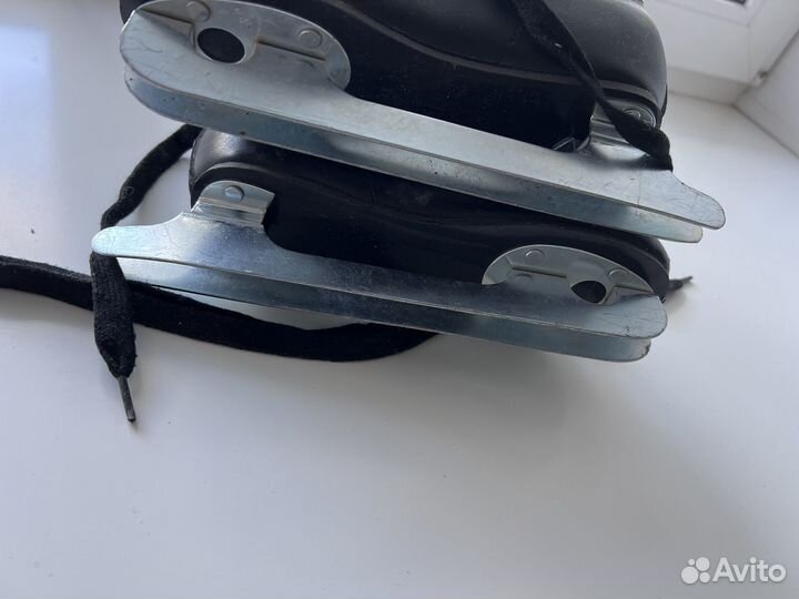 Коньки фигурные детские 33 размер