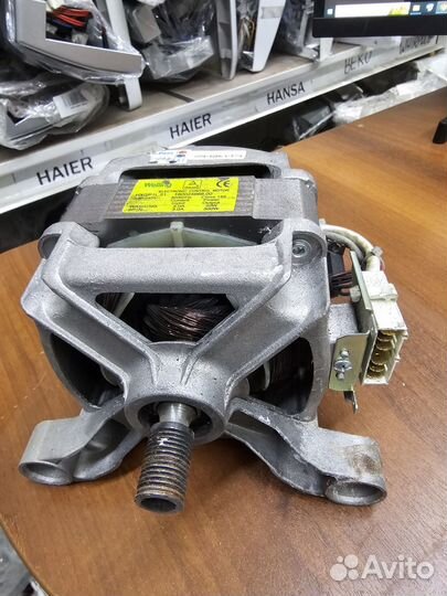 Двигатель от стиральной машины indesit 160024868.0