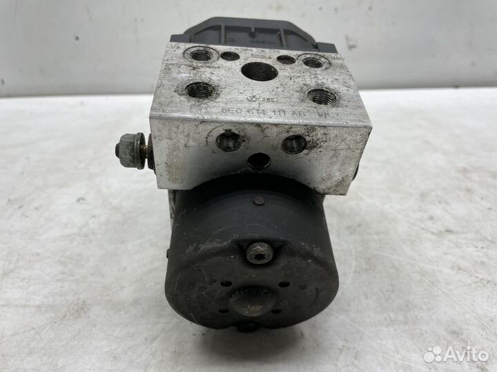 Блок ABS Volkswagen Passat B5 8E0614111AB