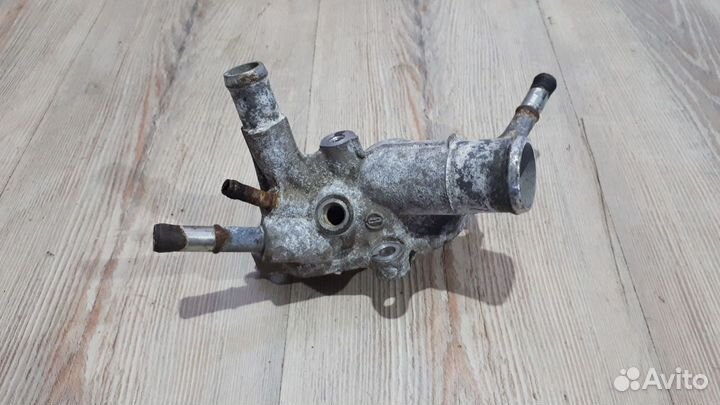 Термостат корпус Nissan X-trail T31