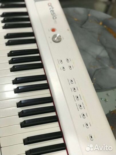 Artesia performer цифровое пианино