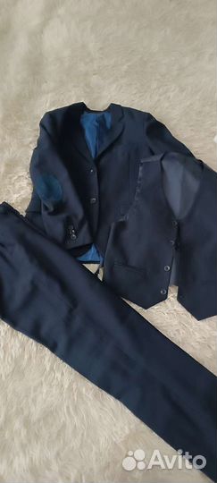 Школьный костюм