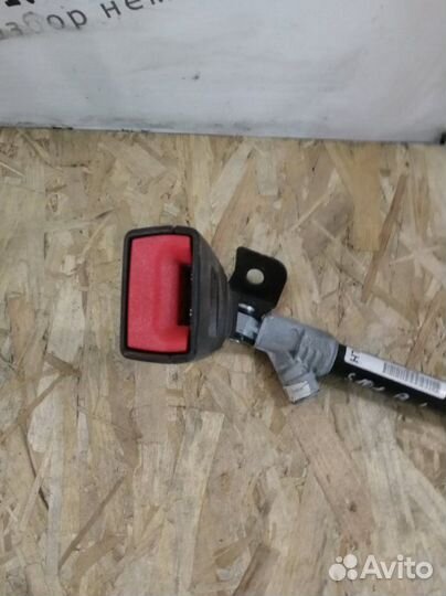 Замок ремня безопасности задний левый Bmw 3-Series