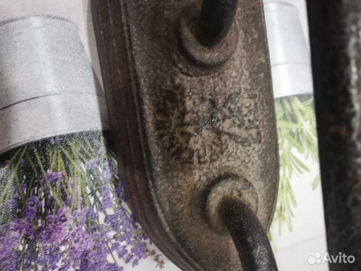 Утюг старинный