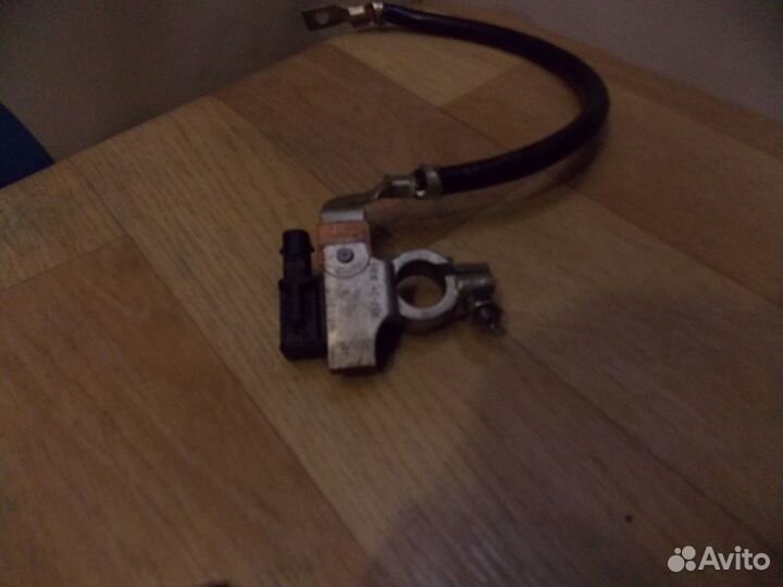 BMW M2 F20, F30 минусовая клемма