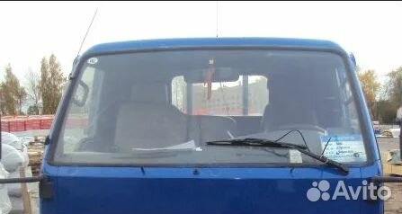 Лобовое стекло BAW с установкой